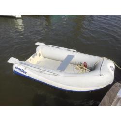 te koop Lodestar rubberboot met Mercury buitenboord motor