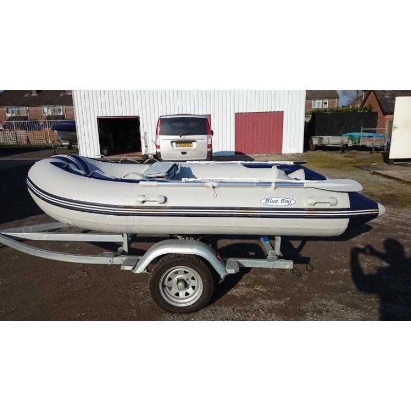 SHOWMODEL: Blue Bay 290 AIRDECK NU € 100,- KORTING!