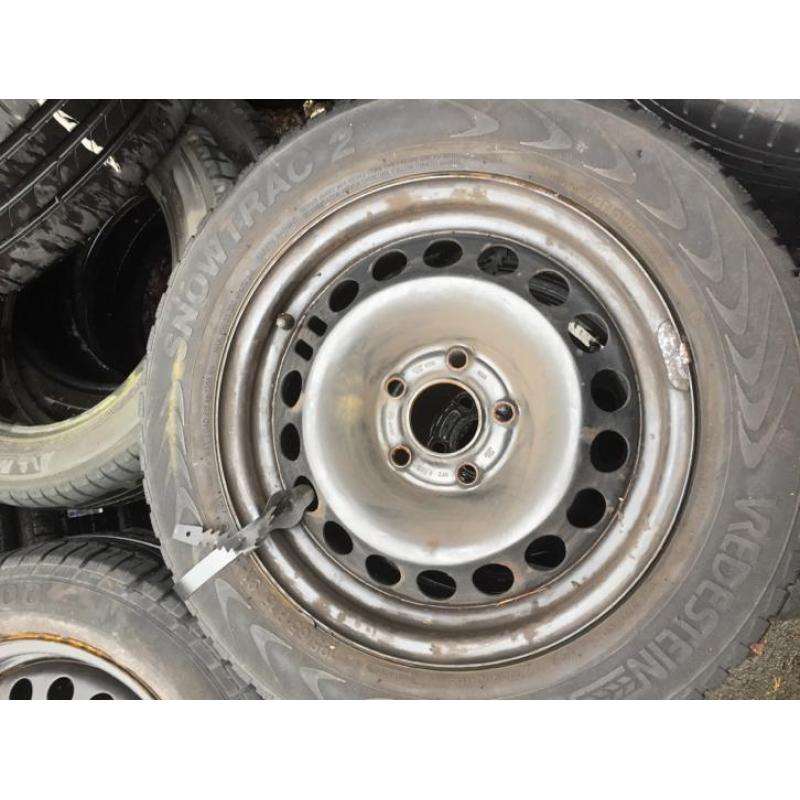 15 inch stalen velgen met banden Opel Astra-H. 5x110