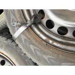 15 inch stalen velgen met banden Opel Astra-H. 5x110