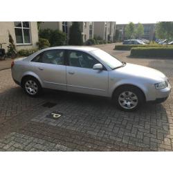 Audi A4 2.0 2001 automaat NAP+ parkeersensor