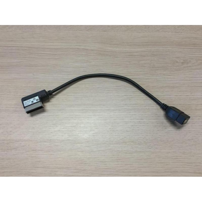 USB adapterkabel voor VOLKSWAGEN multimedia box 5N0035558