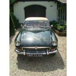 MG-B 1.8 1971 Groen