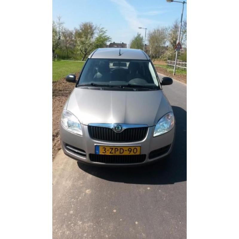 Skoda Roomster 1.2 51KW 2009 Champagne