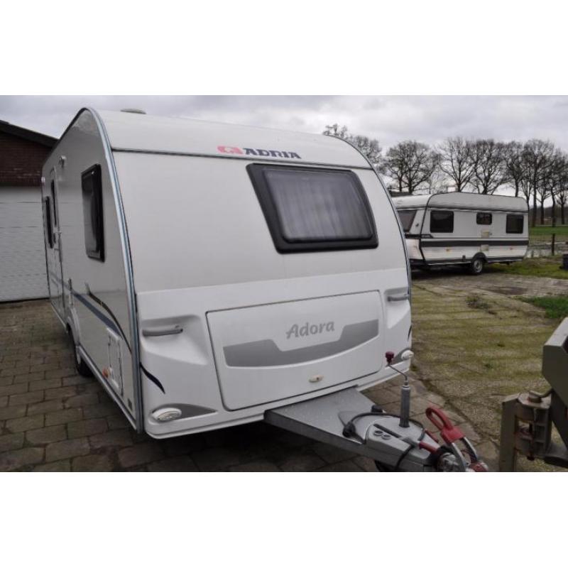 Adria Adora 462 PU met mover