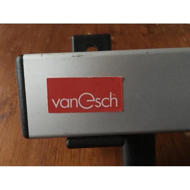 VAN ESCH KAPSTOK 3 haken