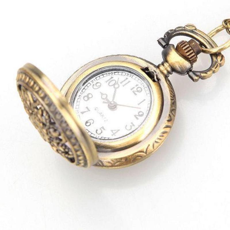 Retro Blossom Carved Pattern Necklace Pocket Watch S026