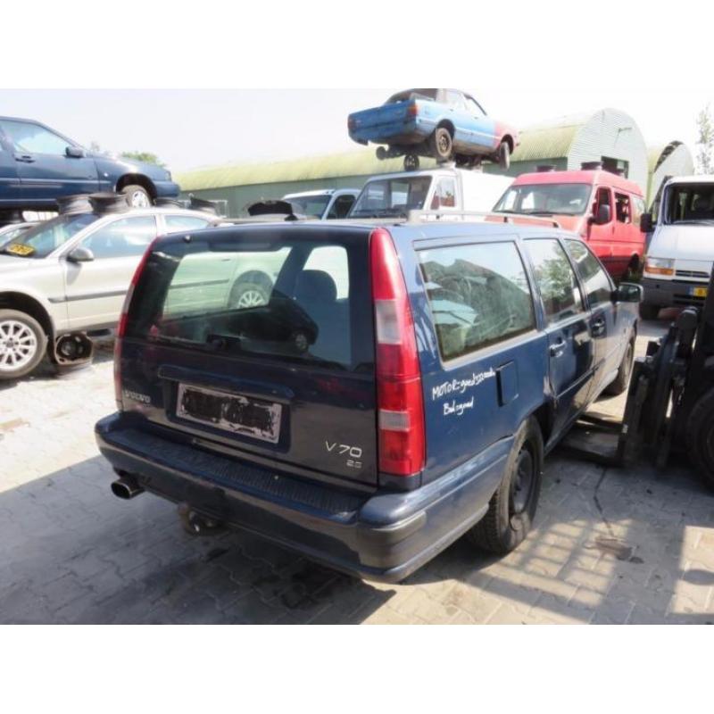 Vele delen Volvo V70 2.5 1998 Blauw