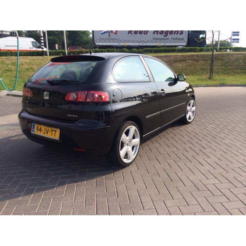 Seat Ibiza 1.4 16V 74KW 2002 Zwart