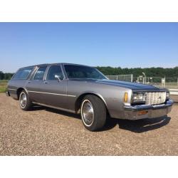 1980 Chevrolet Impala stationwagon loop rijdt & remt 2950,-