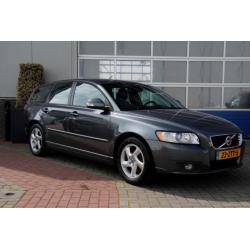 Volvo V50 D2 BUSINESS PRO EDITION Leder Xenon Navi