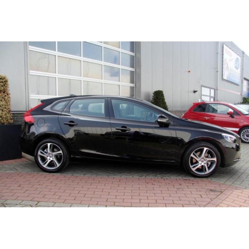 Volvo V40 2.0 T2 Business 17 Inch Clima Stoelverwarming Came