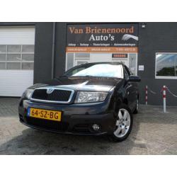 Skoda Fabia 1.4-16V Elegance SCHUIFDAK COMPL. DEALER ONDERHO