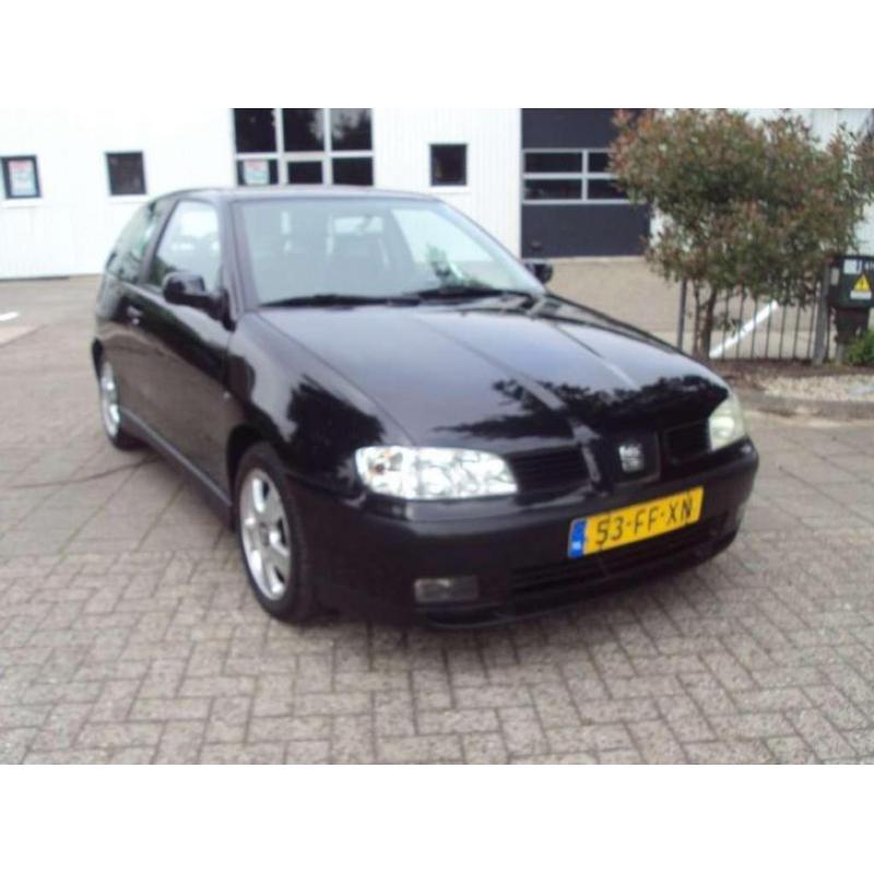 Seat Ibiza 1.6 Sport sr, airco