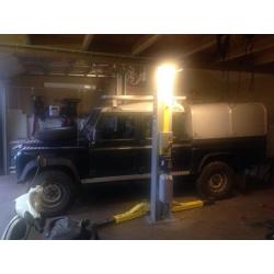 Defender 130 td5. Bj 2005 inruil bespreekbaar.