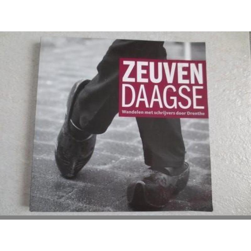 Zeuvendaagse, Wandelen Met Schrijvers Door Drenthe