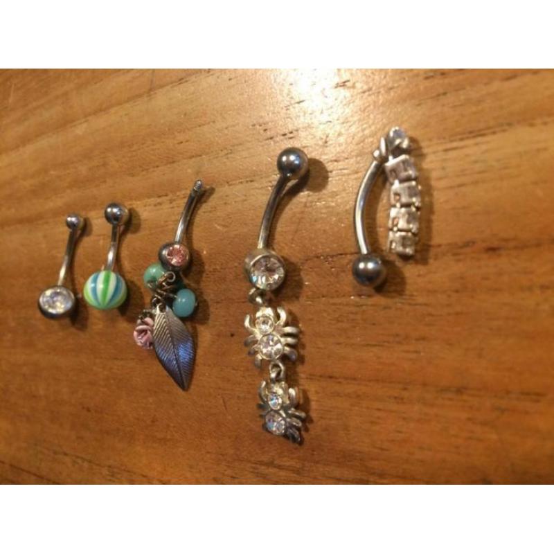 Vijftal navelpiercings als set te koop