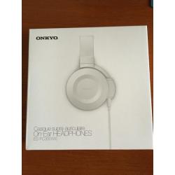 Onkyo Hoofdtelefoon nieuw !