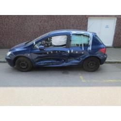 Peugeot 307 1.6 16V 2001 Onderdelen en Plaatwerk