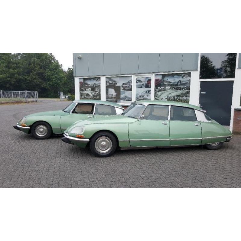 2X Citroen DS23 Pallas 1975 half automaat