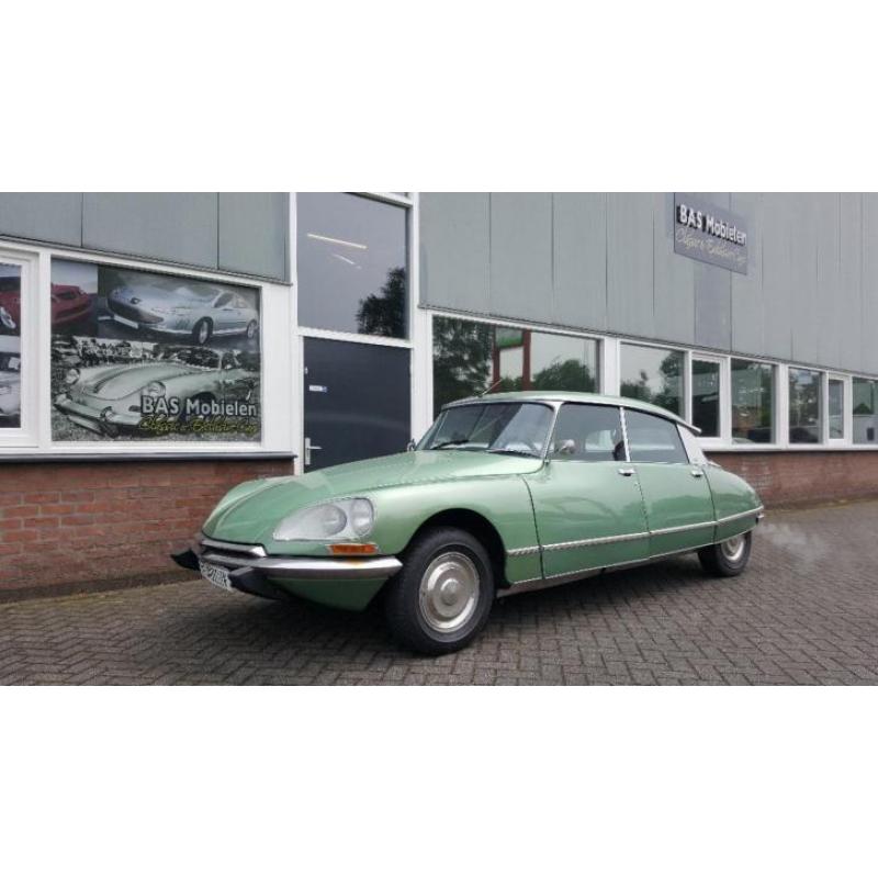 2X Citroen DS23 Pallas 1975 half automaat