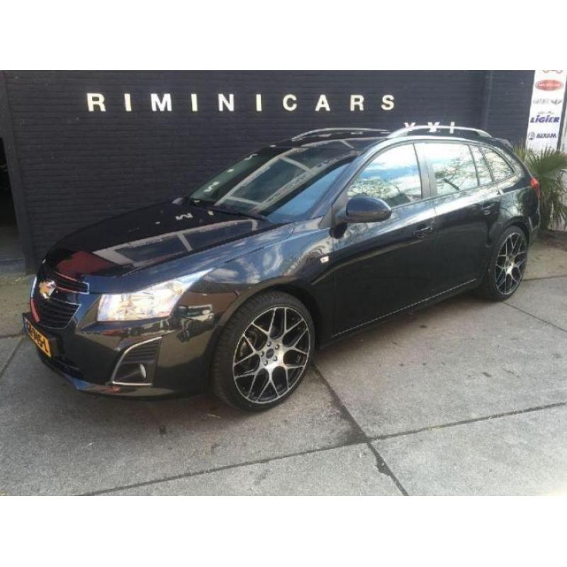 Chevrolet Cruze 2.0D LTZ+ 20`inc velgen (bj 2013)