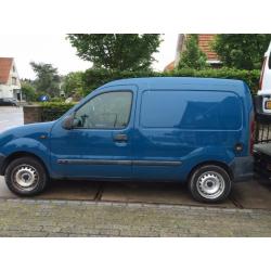 *renault kangoo bj. 2000 goed rijdend ideale onderdelen auto