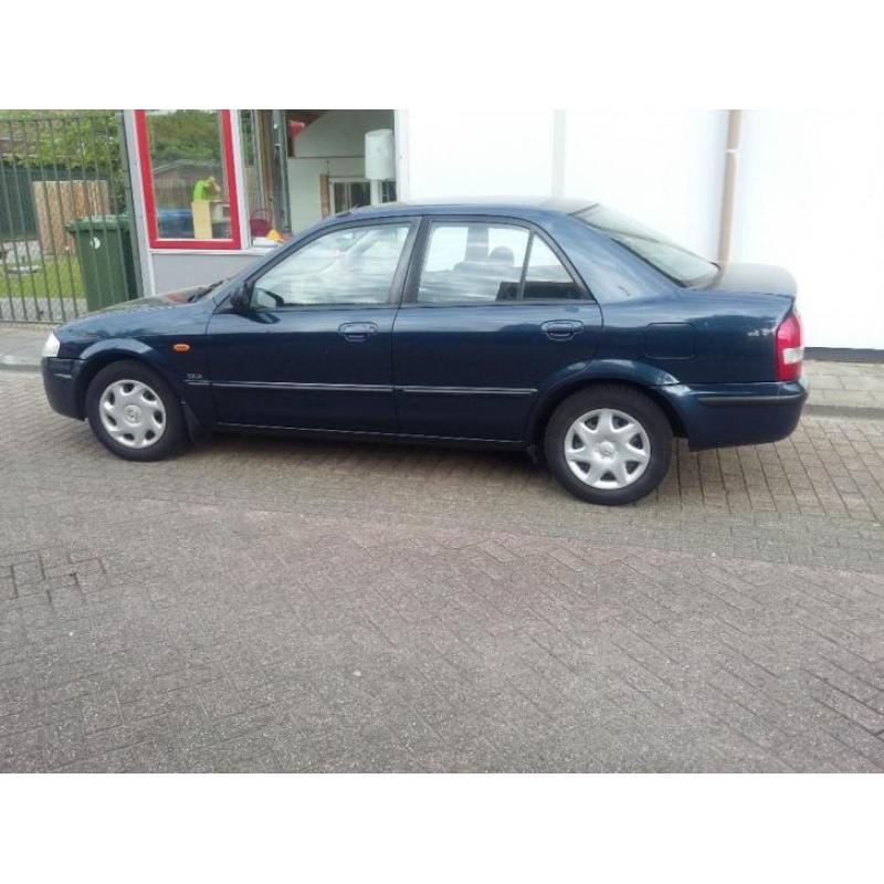 Mazda 323 1.5 SDN 1998 Blauw