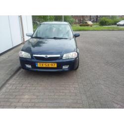 Mazda 323 1.5 SDN 1998 Blauw