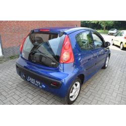 Peugeot 107 1.0 xs 5drs (bj 2008)