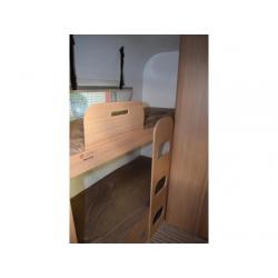 Adria Aviva Lite 350 l Stapelbed en compact