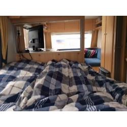 Home-Car 450 spirit rondzit en vast bed en airco