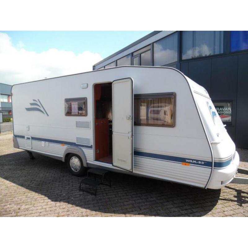 Wilk 560 DM S3 2006 Stapelbed, vastbed en dinette leeg 900KG