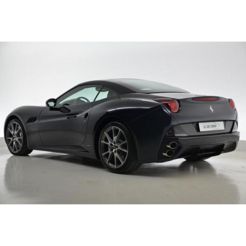 Ferrari California 4.3 V8 Cabrio. 466 PK Dealer onderhouden