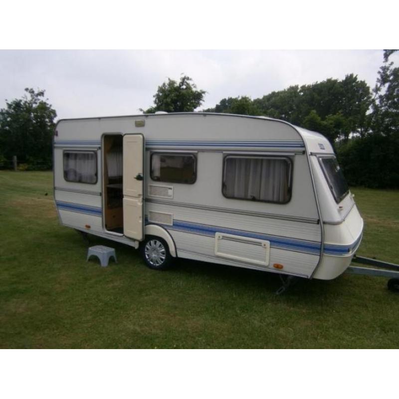 Wilk De luxe 471 '95 Vast bed- Rondzit- Toilet (bj 1995)