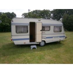 Wilk De luxe 471 '95 Vast bed- Rondzit- Toilet (bj 1995)