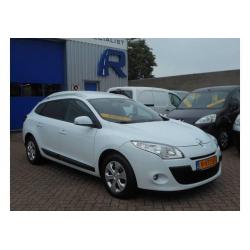 Renault Megane 1.5 DCI ESTATE VAN AIRCO GR NAVIGATIE