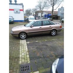 audi 80 1.8 s met stuurbekrachtiging ,QUATRO LOOK