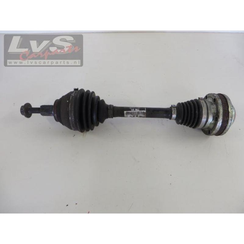 Aandrijfas links-voor VW GOLF 6 2.0 tdi 2008-