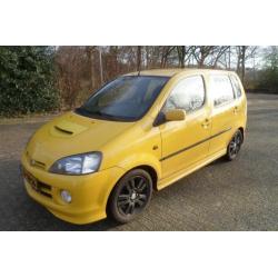 Superkoopje: Daihatsu YRV 1.3 Turbo Automaat Geel met airco