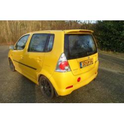 Daihatsu YRV 1.3 Turbo Automaat 2003 Geel met airco