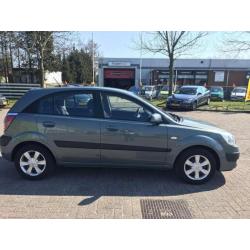 Kia Rio 1.4 X-tra LUXE UITV. navi, airco elektr.pakket