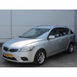 Kia cee'd SW 1.4 X-tra -Lichtmetalen velgen/Navigatie/Airco-