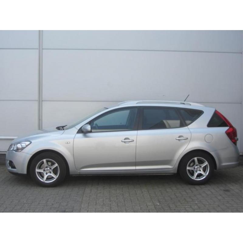 Kia cee'd SW 1.4 X-tra -Lichtmetalen velgen/Navigatie/Airco-