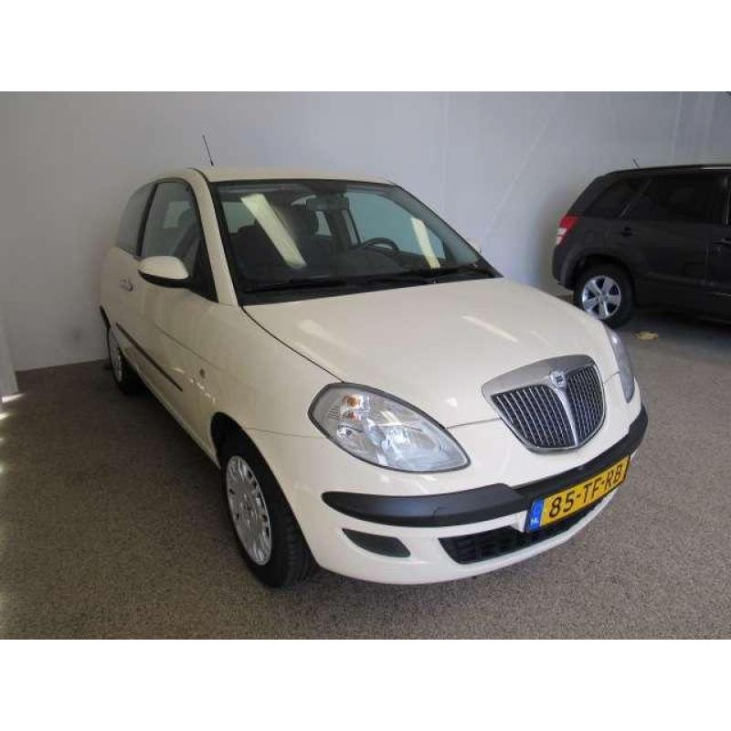 Lancia Ypsilon 1.3 JTD Argento Airco cruise controle