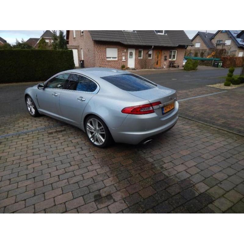 Jaguar XF 2.7D V6 Premium Lux. (bj 2008, automaat)