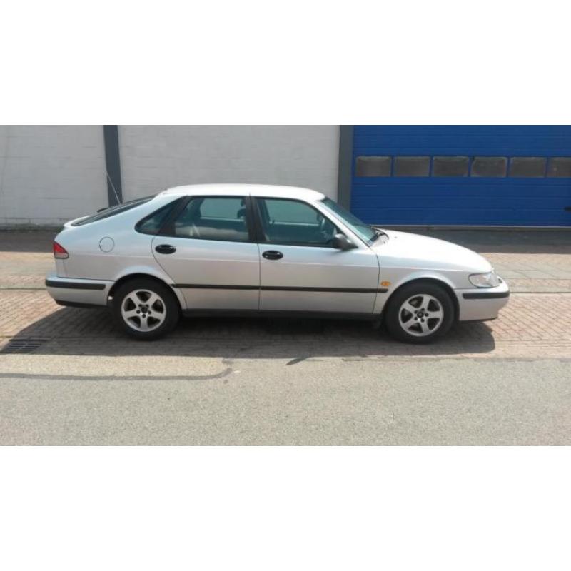 Saab 9-3 2.0 SE