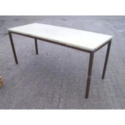 Werktafel 90 cm bij 180 cm, meerdere op voorraad.