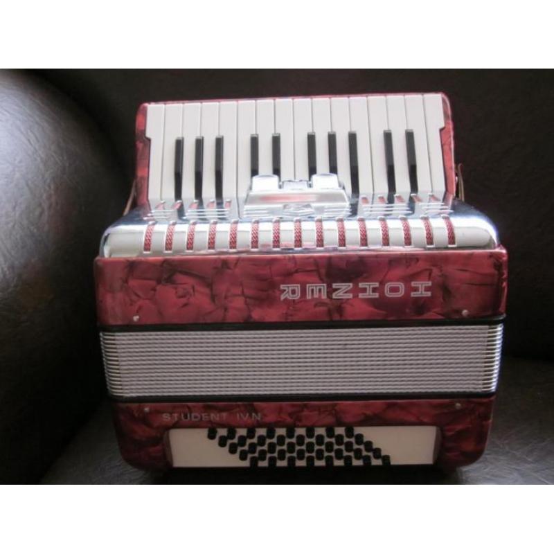 Hohner Student IV N