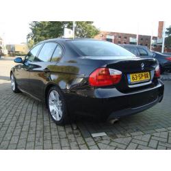 BMW 3 Serie 318i  M-Sport Pakket Cruise Airco Zeer nette aut